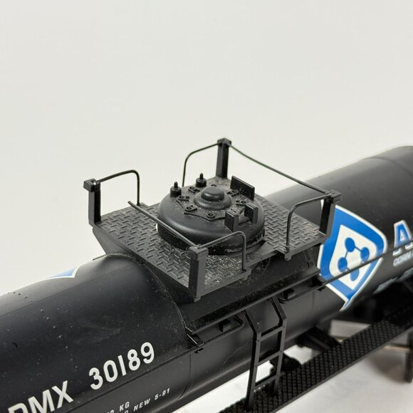 Industrial Rail ADM Tank Car ADMX 30189 O Gauge Corn Processing Model Train - Picture 5 of 13